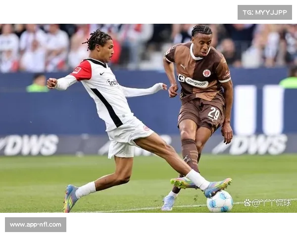 法兰克福主帅：对圣保利需加强团队防守并继续改善防线表现